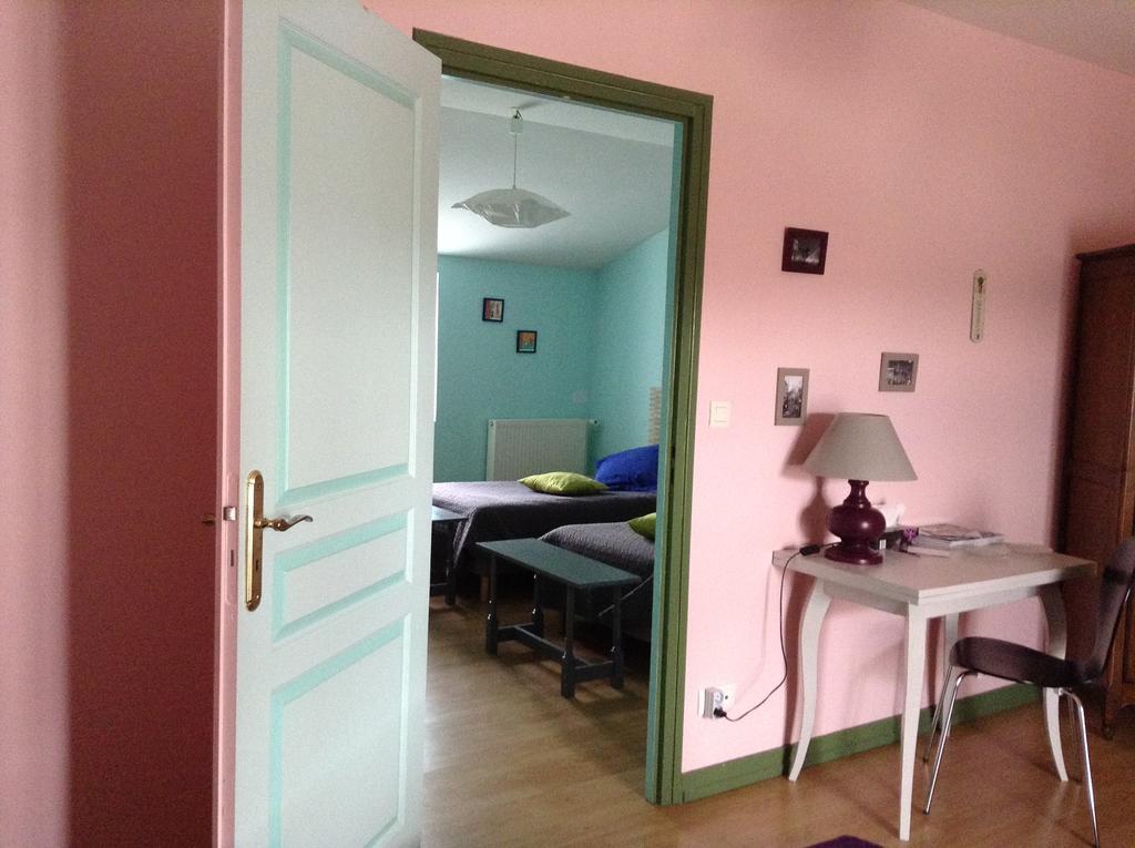 Chambres D'Hotes L'En Haut Des Vignes Mérignac 객실 사진