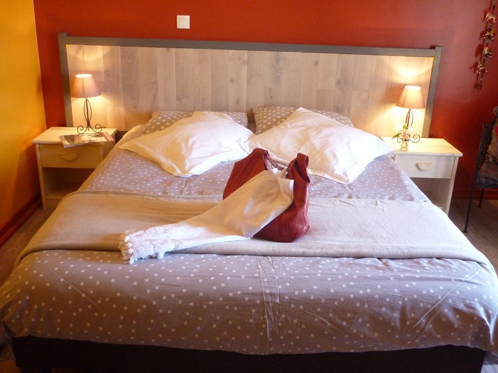 Chambres D'Hotes L'En Haut Des Vignes Mérignac 객실 사진