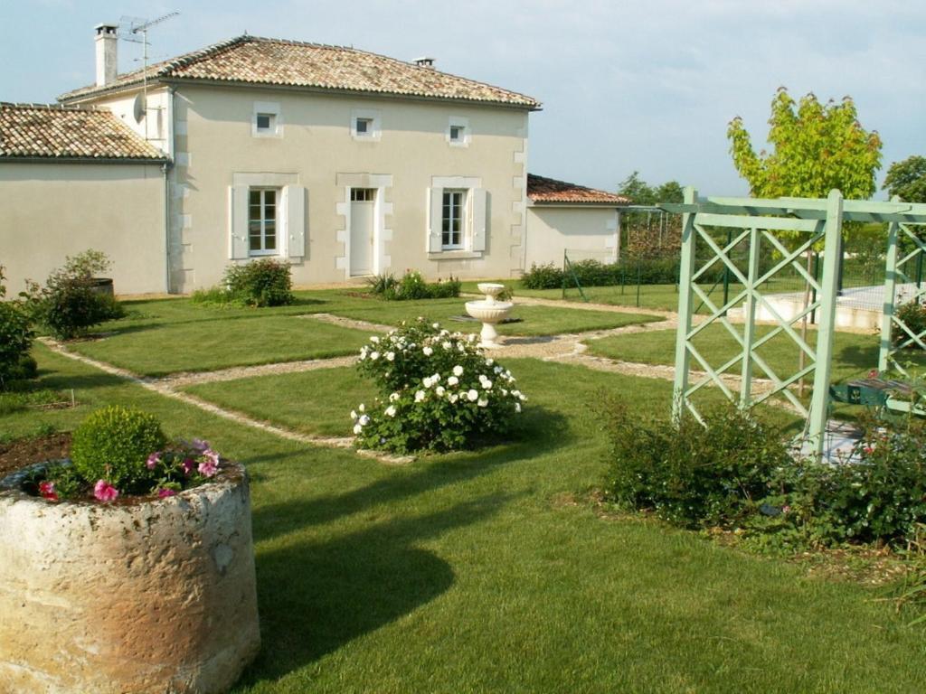 Chambres D'Hotes L'En Haut Des Vignes Mérignac 외부 사진