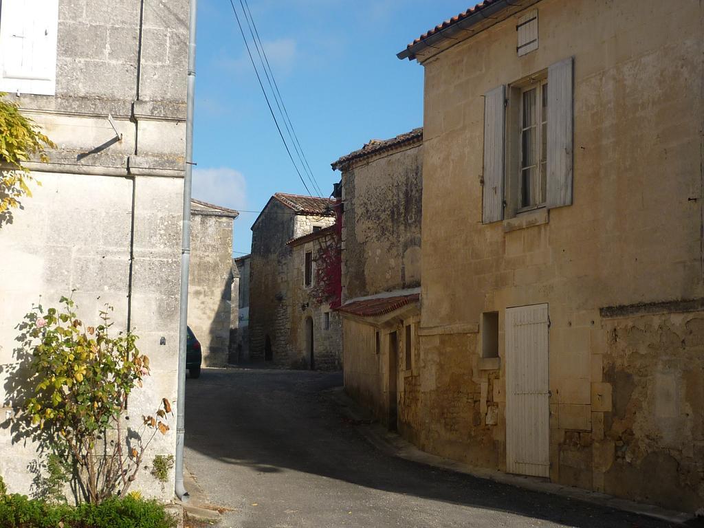 Chambres D'Hotes L'En Haut Des Vignes Mérignac 외부 사진