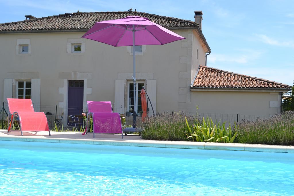 Chambres D'Hotes L'En Haut Des Vignes Mérignac 외부 사진