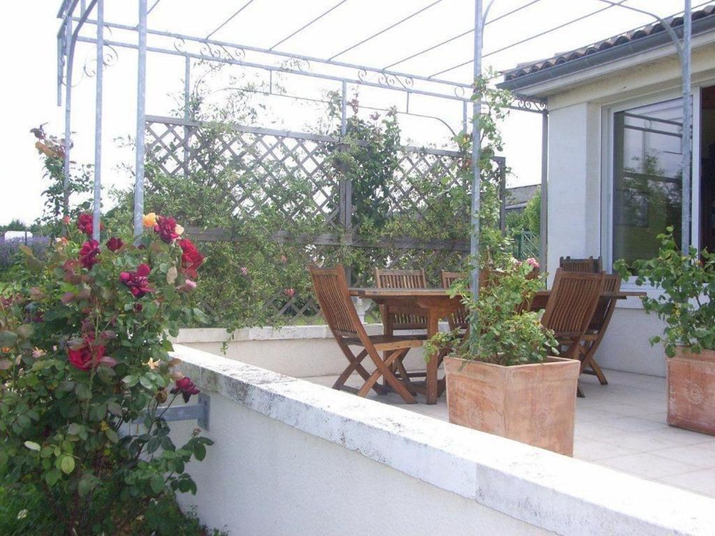 Chambres D'Hotes L'En Haut Des Vignes Mérignac 외부 사진
