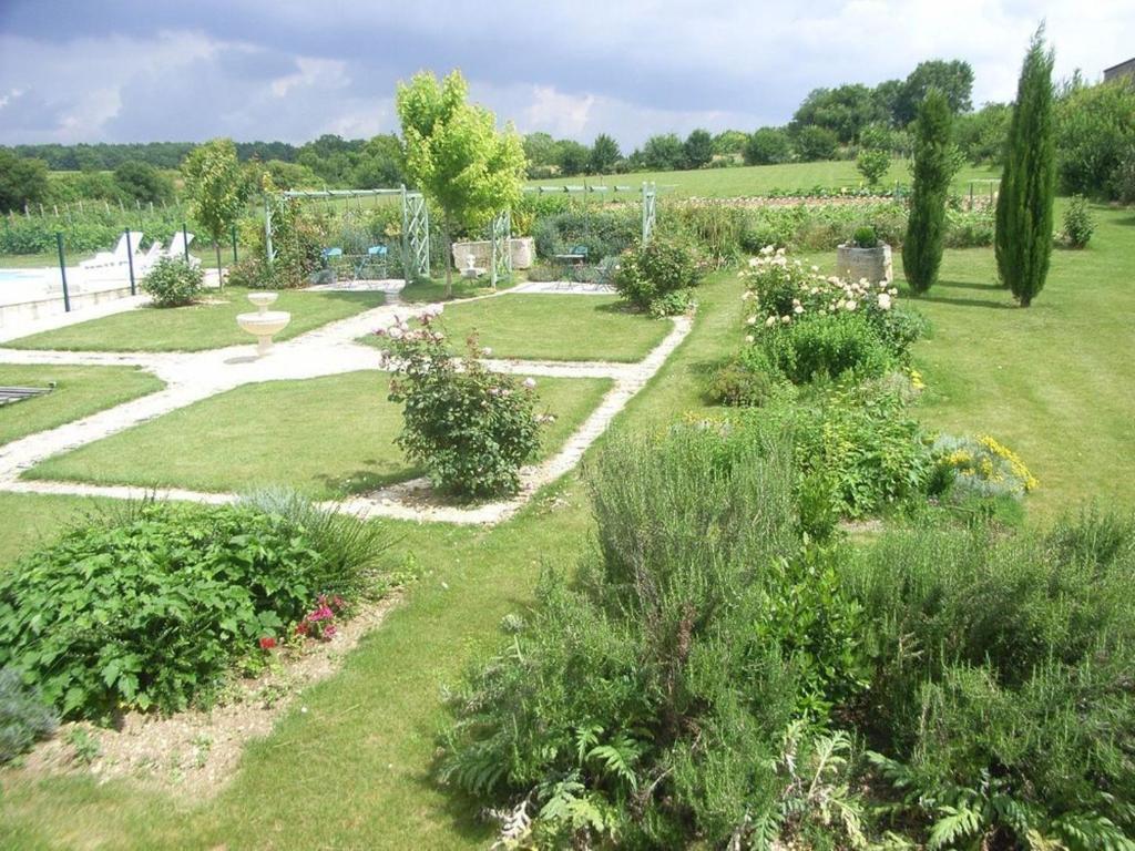 Chambres D'Hotes L'En Haut Des Vignes Mérignac 외부 사진